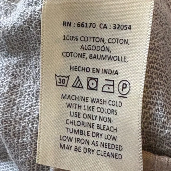 Women's Gray Capris - Picture 5 of 9